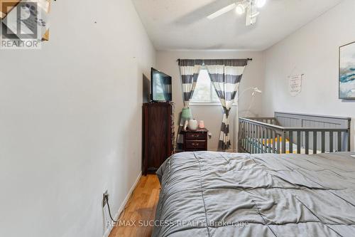 82 Lynden Circle, Halton Hills, ON - Indoor Photo Showing Bedroom