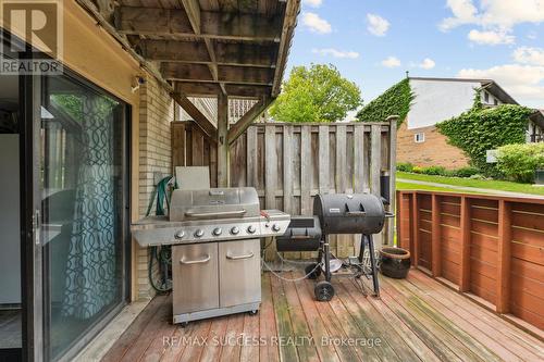 82 Lynden Circle, Halton Hills, ON - Outdoor With Deck Patio Veranda With Exterior