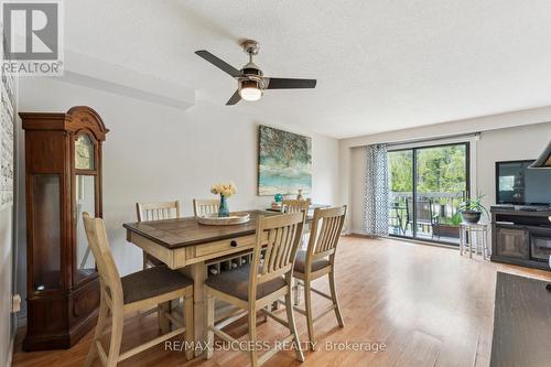82 Lynden Circle, Halton Hills, ON - Indoor Photo Showing Dining Room