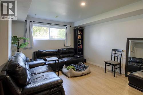 7 Cayuga Place W, Lethbridge, AB - Indoor Photo Showing Other Room