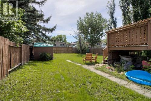 7 Cayuga Place W, Lethbridge, AB - Outdoor With Backyard