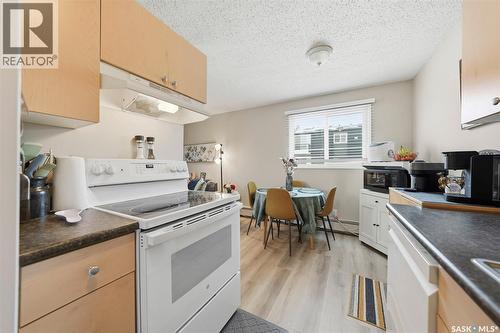 7 116 Acadia Court, Saskatoon, SK - Indoor Photo Showing Kitchen