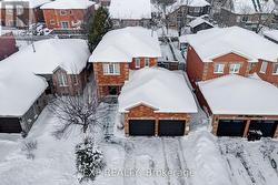 228 MAPLETON AVENUE S  Barrie, ON L4N 8T3