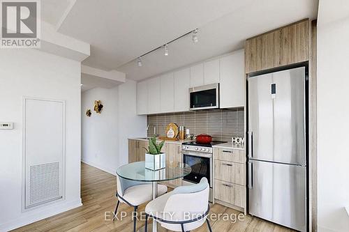 607 - 1787 St Clair Avenue W, Toronto, ON - Indoor