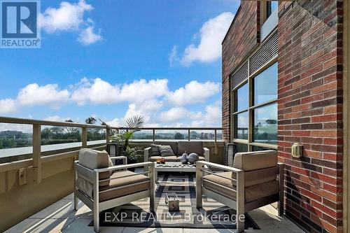 607 - 1787 St Clair Avenue W, Toronto, ON - Outdoor