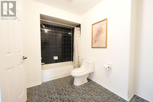 5267 Brookwood Court, Mississauga, ON - Indoor Photo Showing Bathroom