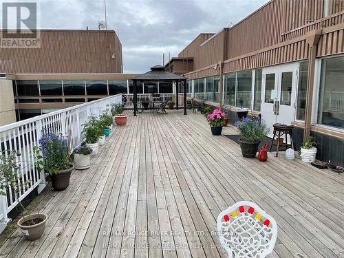 325 Archibald Street S, Thunder Bay, ON - Outdoor With Deck Patio Veranda With Exterior