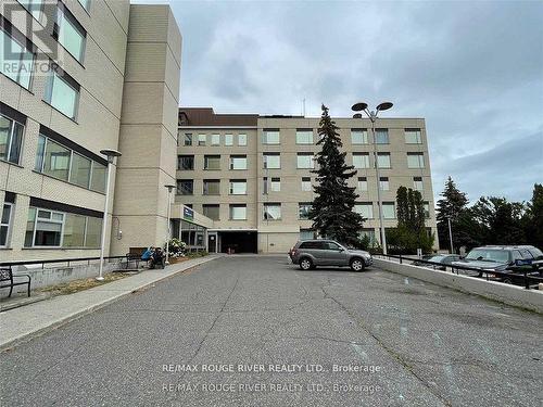 325 Archibald Street S, Thunder Bay, ON - Outdoor With Facade