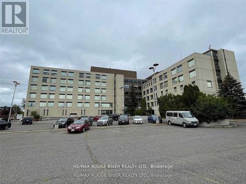 325 Archibald Street S, Thunder Bay, ON - Outdoor With Facade