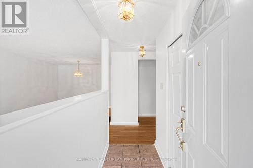 18 Virgil Road, Ottawa, ON - Indoor Photo Showing Other Room