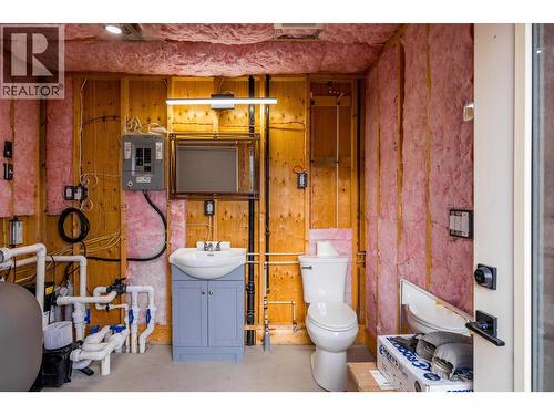 3775 Carrall Road, West Kelowna, BC - Indoor Photo Showing Basement