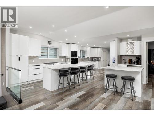 3775 Carrall Road, West Kelowna, BC - Indoor Photo Showing Kitchen