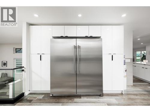 3775 Carrall Road, West Kelowna, BC - Indoor Photo Showing Kitchen