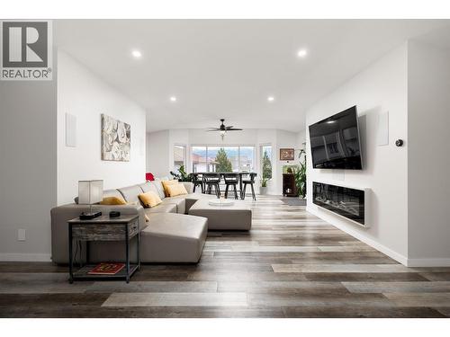 3775 Carrall Road, West Kelowna, BC - Indoor Photo Showing Living Room With Fireplace