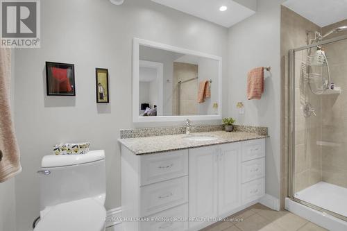 121 Macdonald Street, Ottawa, ON - Indoor Photo Showing Bathroom