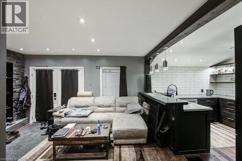 83 Oxford Street, Woodstock, ON - Indoor Photo Showing Other Room