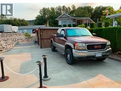 Room for  your RV and an extra vehicle - 