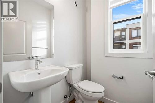 202, 550 Seton Circle Se, Calgary, AB - Indoor Photo Showing Bathroom