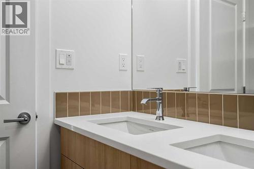 202, 550 Seton Circle Se, Calgary, AB - Indoor Photo Showing Bathroom