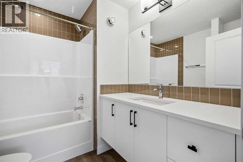 202, 550 Seton Circle Se, Calgary, AB - Indoor Photo Showing Bathroom
