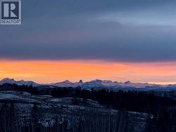 Gorgeous mountain sunsets - Devil's Head Mountain takes center stage in this upper level shot to the West - 