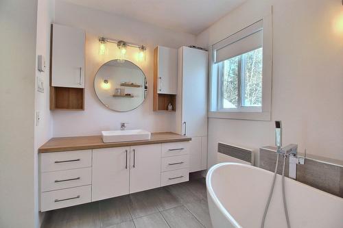 Salle de bains - 1868 Place Cartman, Val-D'Or, QC - Indoor Photo Showing Bathroom