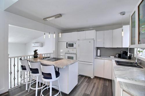 Cuisine - 1868 Place Cartman, Val-D'Or, QC - Indoor Photo Showing Kitchen With Double Sink