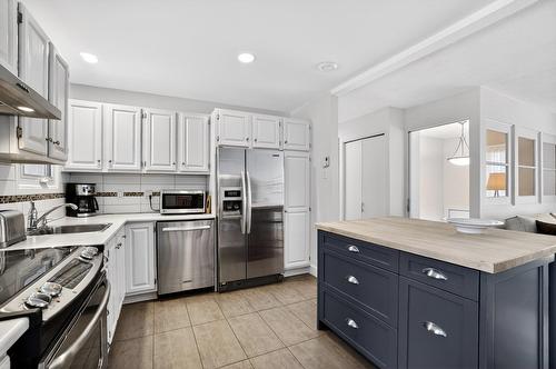 Cuisine - 2625 Av. De La Volière, Laval (Sainte-Rose), QC - Indoor Photo Showing Kitchen