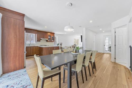 Salle à manger - 21 154E Avenue, Saint-Hippolyte, QC - Indoor Photo Showing Dining Room