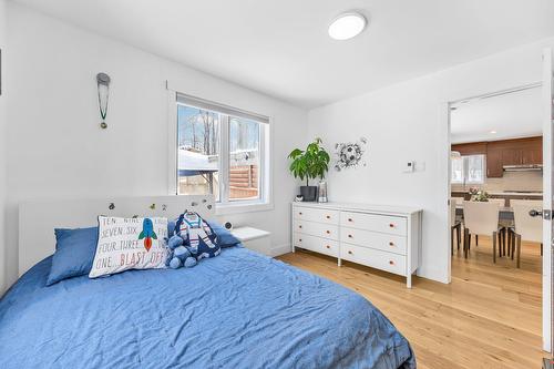 Chambre à coucher - 21 154E Avenue, Saint-Hippolyte, QC - Indoor Photo Showing Bedroom