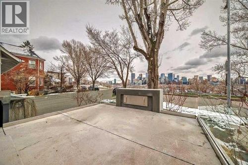 LARGE TERRACE WITH SOUTH EXPOSURE AND PANORAMIC VIEWS - 530 Crescent Road Nw, Calgary, AB - Outdoor