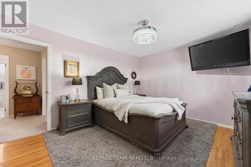 2690 Hickson Crescent, Ottawa, ON - Indoor Photo Showing Bedroom