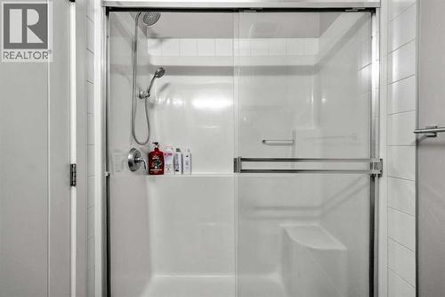 51 Redstone Circle Ne, Calgary, AB - Indoor Photo Showing Bathroom