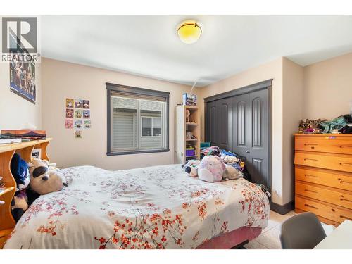 3284 Redecopp Court, Lake Country, BC - Indoor Photo Showing Bedroom
