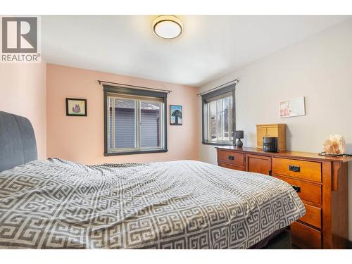 3284 Redecopp Court, Lake Country, BC - Indoor Photo Showing Bedroom