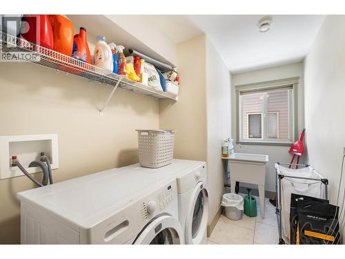 3284 Redecopp Court, Lake Country, BC - Indoor Photo Showing Laundry Room