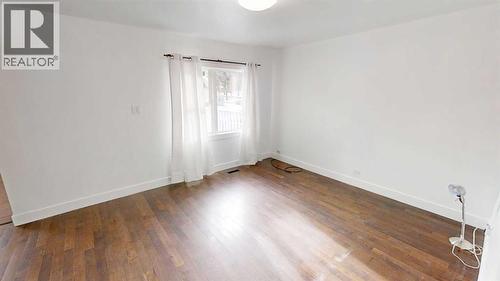 1505 8 Avenue S, Lethbridge, AB - Indoor Photo Showing Other Room