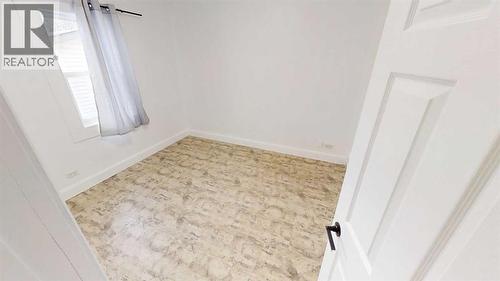 1505 8 Avenue S, Lethbridge, AB - Indoor Photo Showing Other Room