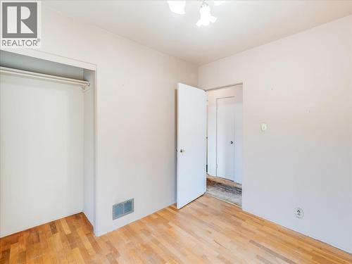 3201 Highway Drive, Trail, BC - Indoor Photo Showing Other Room