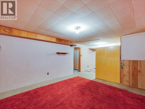 3201 Highway Drive, Trail, BC - Indoor Photo Showing Other Room
