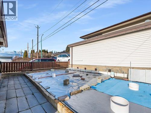 3201 Highway Drive, Trail, BC - Outdoor