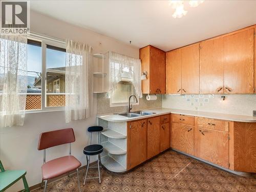 3201 Highway Drive, Trail, BC - Indoor Photo Showing Kitchen With Double Sink