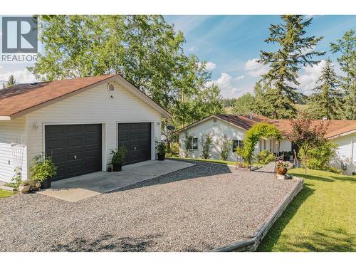 5151 Watson Lake Road, 100 Mile House, BC - Outdoor