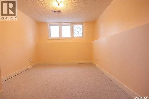 510 Bate Crescent, Saskatoon, SK - Indoor Photo Showing Other Room