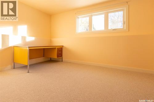 510 Bate Crescent, Saskatoon, SK - Indoor Photo Showing Other Room