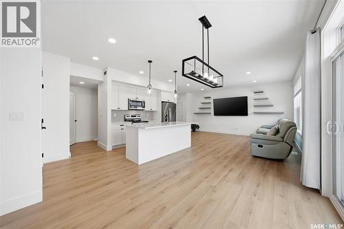307 Keith Union, Saskatoon, SK - Indoor Photo Showing Kitchen