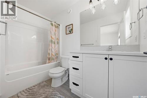 307 Keith Union, Saskatoon, SK - Indoor Photo Showing Bathroom