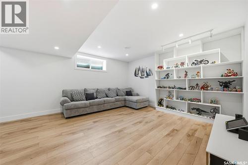 307 Keith Union, Saskatoon, SK - Indoor