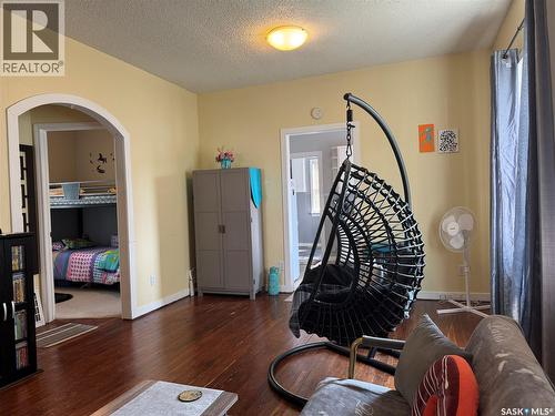 204 1St Street E, Wynyard, SK - Indoor