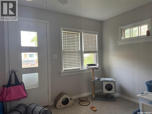 204 1St Street E, Wynyard, SK - Indoor